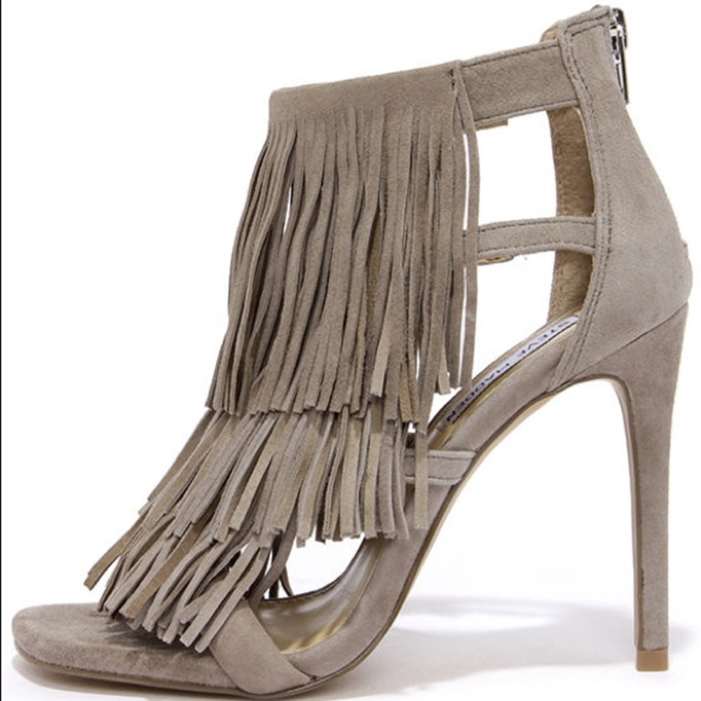 Steve Madden Fringe “Fringly” Sandal